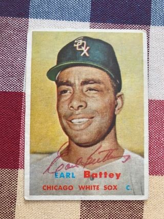 Earl Battey Signed 1957 Topps Baseball Card Autographed White Sox Rare Tuff 401