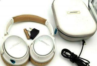 Bose QC25 White Noise Canceling Very Comfortable comes with batteries RARE WHITE 2