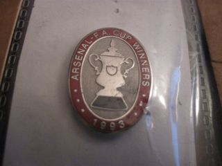 Rare Old 1993 Arsenal Football Club Fa Cup Winners Enamel Press Pin Badge