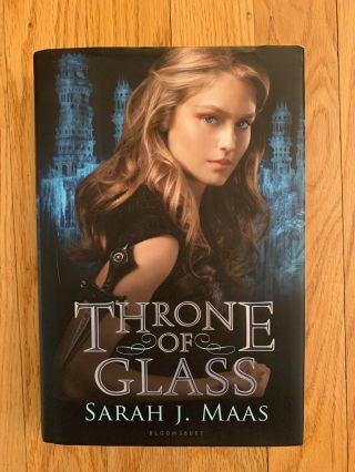 Throne Of Glass Hardcover Sarah J.  Maas First Edition First Printing Rare 2012
