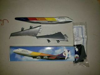 Air Pacific Boeing 747 - 200 W/ Reg.  1:250 Scale Rare