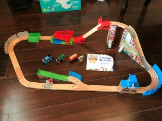 Rare Thomas & Friends Wooden Railway,  Race Day Relay Set.  With Gina