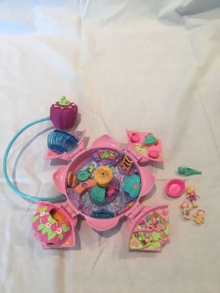 1996 Vintage Polly Pocket Fountain Fantasy Flower Atomizer Compact Rare Complete 2