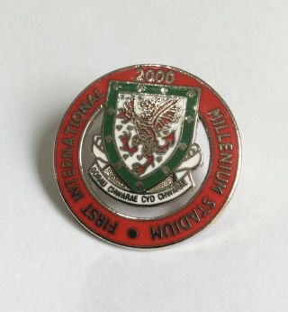 Rare Wales 1st International @ Millenium Stadium Football Badge 2000 - Pin 10