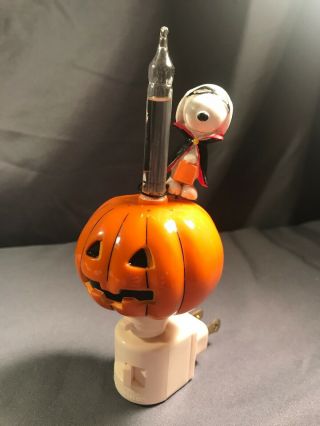 Peanuts Bubble Night Light Snoopy Vampire - Great Pumpkin Halloween Very Rare