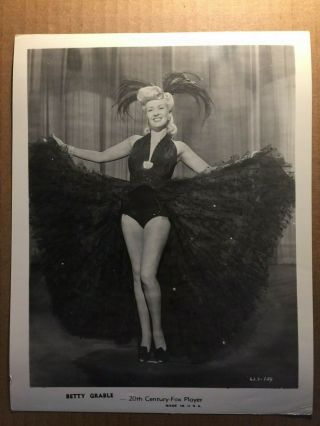 Betty Grable Stunning Rare Vintage 8/10 Pin - Up Photo Wwii Gi 1940s