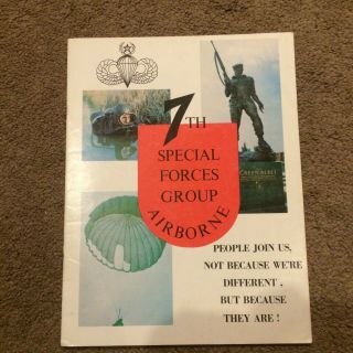 Rare 7th Special Forces Group Green Beret Sog Mike Force Brochure Book