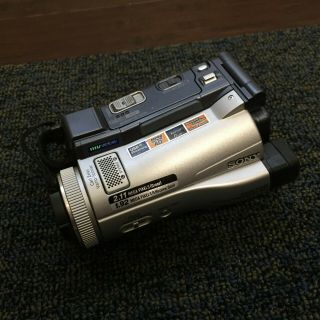 Sony Dcr - Ip220e Digital Video Recorder Camera 120x Very Rare (for Parts/repair)