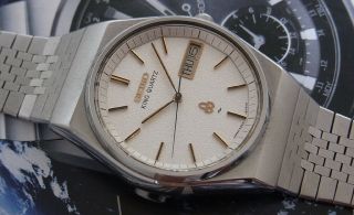 & Rare Vintage Seiko King Quartz Model 5856 - 7010 Japan Made Watch