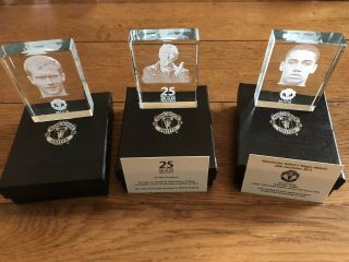 3xmanchester United Glass Paperweights.  Ferguson (25years),  Scholes,  Smalling.  Rare
