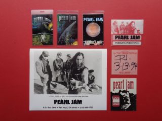 Pearl Jam,  1 Promo Photo,  6 Backstage Passes,  Vintage Rare Tour Originals
