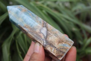 243g Top Rare Natural Blue - Veins Stone Quartz Crystal Point Healing Jj22
