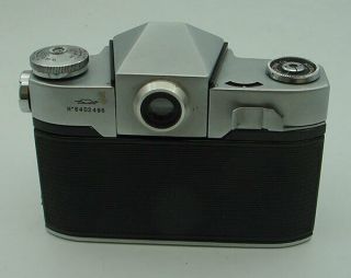 ZENIT - 4 Rare Russian 35mm SLR camera with Vega - 3 2.  8/50mm lens 4