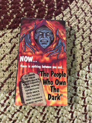 The People Who Own The Dark Horror Sov Slasher Rare Oop Vhs Big Box Slip