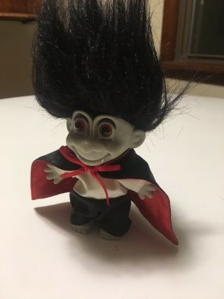 Troll Doll 4 1/2 Russ Halloween Vampire Dracula Black Hair Rare Vintage