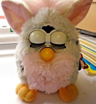 Furby Vintage Rare First Edition Model 70 - 800 Tiger Electronics