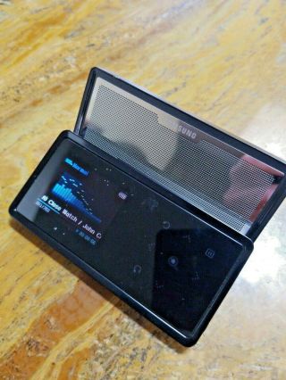 Samsung Yp - K5j 4gb Portable Mp3 Player W/ Built - In Speaker Rare