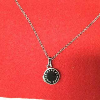 Rare Marc By Marc Jacobs Black Disc Pendant Necklace Locket Silver Look
