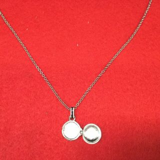 Rare Marc By Marc Jacobs Black Disc Pendant Necklace Locket Silver Look 4