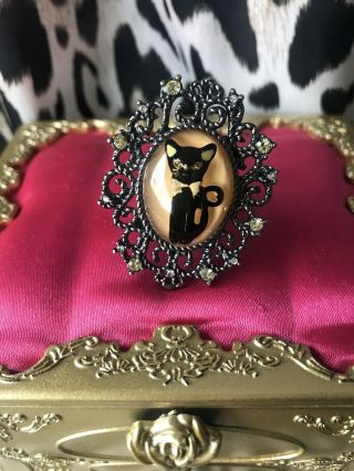 Betsey Johnson Vintage Black Cat Lucite Cameo Vicki Victorian Pewter Ring Rare