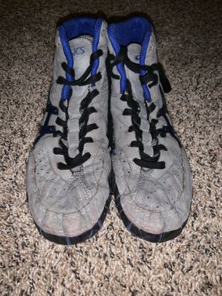 Rare Asic Aggressor Wrestling Shoes: Size 7.  5