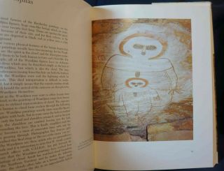 THE ART OF THE WANDJINA by I.  M.  Crawford 1968 Aboriginal Cave Paintings WA RARE 5