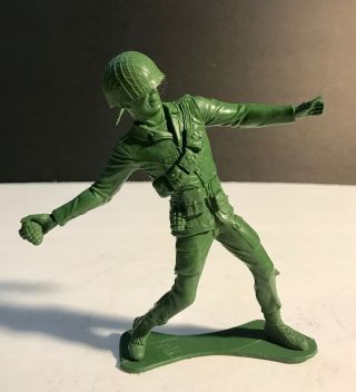 Vintage Us Army Plastic Soldier Throwing Hand Grenade,  5 " Tall,  Rare