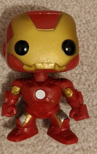 Rare Funko Pop Avengers 11 Iron Man Oob Vaulted