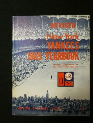 York Yankees " Rare Vintage " 1965 Yearbook