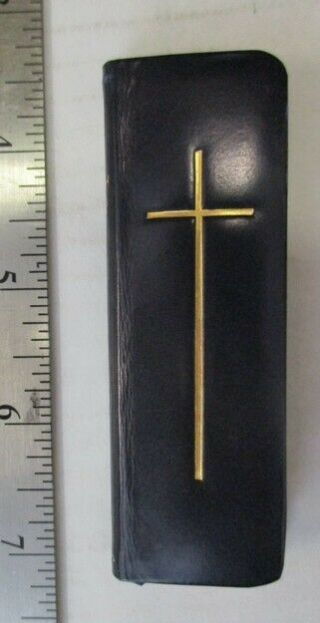 Rare 1890 Finger Size Book Of Common Prayer; Leather,