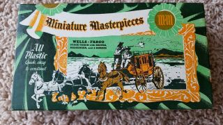 Rare Vintage Miniature Masterpieces Wells Fargo Stage Coach Horses Plastic Model