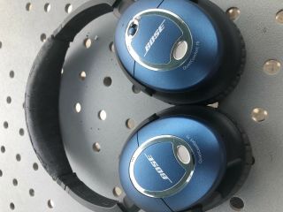 Bose Qc - 15 Quietcomfort 15 Quiet Comfort Headphones - Limited Edition Blue Rare