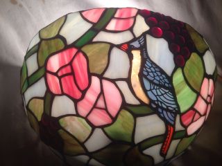 TIFFANY STYLE Stained Glass Wall Sconce Blue Jay Bird Flowers Grapes RARE HTF 7