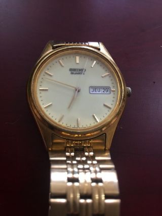 Rare Vintage ? Seiko Mens Gents Quartz Day Date Wristwatch Watch 7n43 - 9041 A4