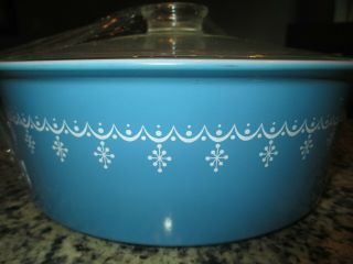 RARE Pyrex Snowflake Blue 4 QT Round Covered Casserole with Lid BIG BERTHA 3
