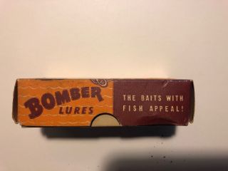 VINTAGE RARE BOMBER No.  405 Fishing LURE BOX WITH PAPERS AND A RED SIDE LURE 7