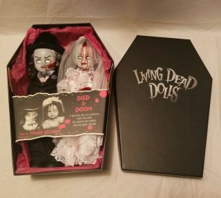 Living Dead Dolls Died And Doom Tower Records Exclusive 99500 Rare Bride