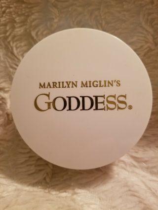 Marilyn Miglin Goddess Pearlescent Dusting Powder Talc Mica 1 Oz / 28 G Rare