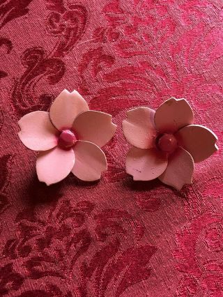 Vintage 50s Pink Peony Flower Clip On Earrings Big Spring Drag Painted Wood Rare 4