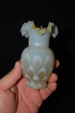 Rare Victorian Yellow Opalescent Peacocks Eye Small Cabinet Vase 1880 