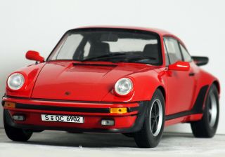 1:18 Norev " [930] Porsche 911 3.  0 Coupe Turbo " (guards Red) Rare Model