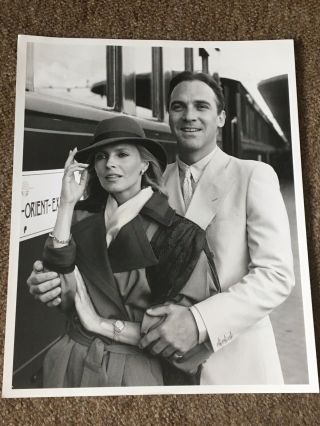 Cheryl Ladd & Stuart Wilson In Romance On The Orient Express - Rare Press Photo