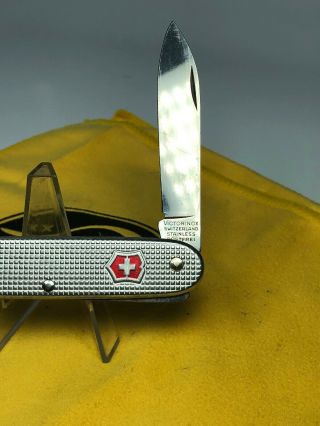RARE Victorinox Swiss Army Knife - Special Run Series Two Blade 00 2
