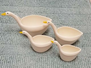 Rare Vintage 1950s Kitchen Geese/duck Measuring Cups Kitchenware Stackable