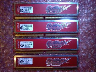 8GB (4x2GB) Crucial Ballistix Tracer PC2 - 6400/DDR2 - 800 RAM Red LED Desktop RARE 3