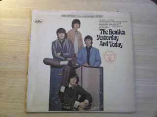 The Beatles - Yesterday And Today - 1969.  Capitol Green St - 2553 Rare Vg,