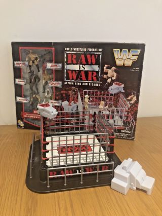 1997 Rare Complete Wwf Raw Is War Action Wrestling Ring,  Six Rare Figures Jakks