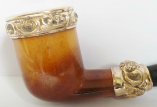 RARE ANTIQUE MEERSCHAUM PIPE WITH GOLD MOUNTS - DETAIL 3