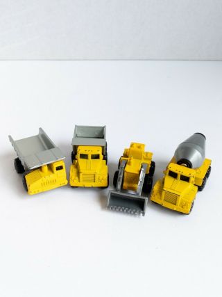 Set Of 4 Rare M.  M.  T.  L.  Yellow Diecast Construction Equipment Vehicles 1997