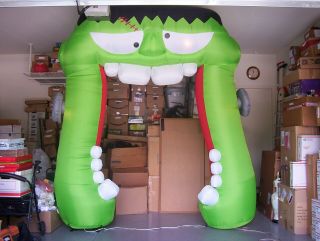 Airblown Inflatable Rare Walk Thru Monster Head Arch - - 2